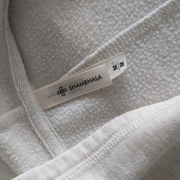 Shambhala athletic waterfall cardigan with handkerchief hem - Picture 2 of 8